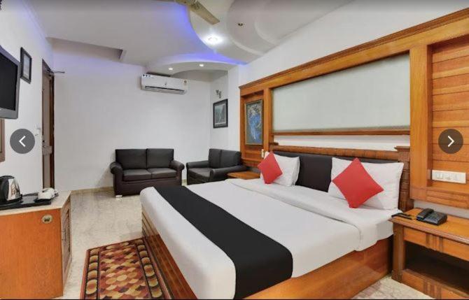 Tjs Royal Hotel 델리 외부 사진