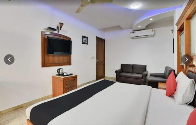 Tjs Royal Hotel 델리 외부 사진